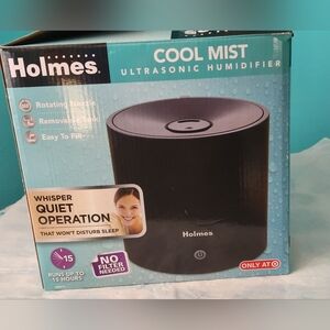 NWOT Holmes Cool Mist Ultrasonic Humidifier